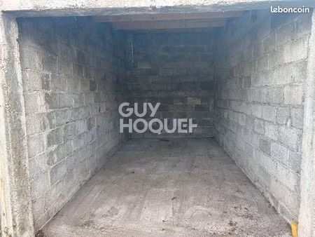 parking/box 14 m² vesoul