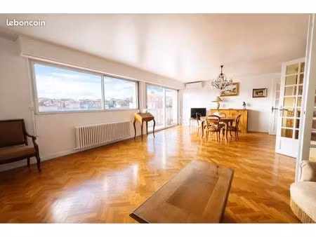 appartement 92 8 m² ascenseur résidence sécurisée