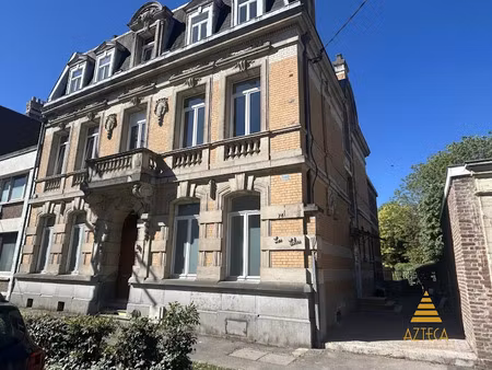 location locaux professionnels 4 pièces 107 m² à cambrai (59400)  1 100 €