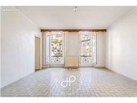 appartement 3 pièces 72 m²