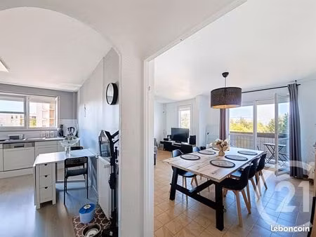 appartement 4 pièces 80 m²