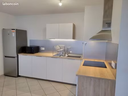 t2 meublé carré du soie vaulx en velin