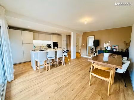 appartement t4 rénové – lumineux – secteur maltemps