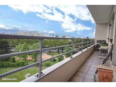 appartement 4 pièces 82 m²
