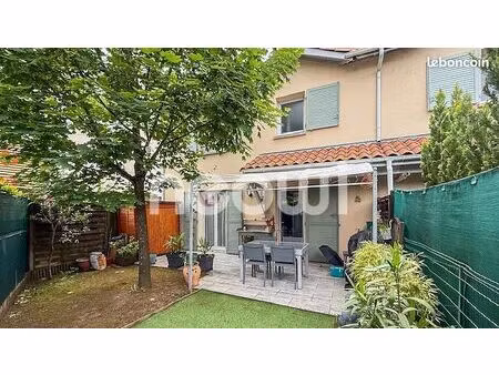 maison 5 pièces 104 m²