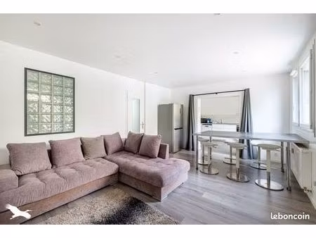 appartement 8 pièces 148 m²
