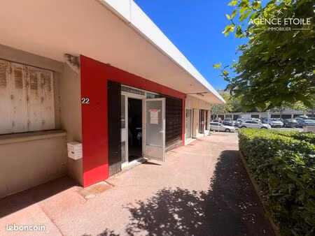 local commercial 52 m² marseille