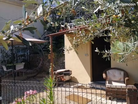 petite maison-studio avec jardin /dispo 1.09.2025