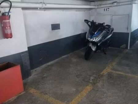 parking rue félicien david