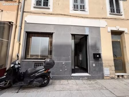 local commercial 41 m² nice