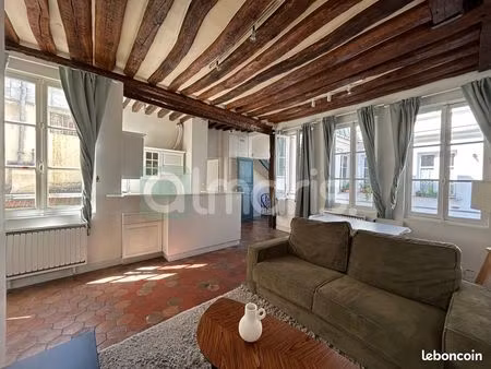 appartement de deux pièces au cœur du quartier latin
