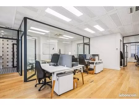 bureaux 226 m²