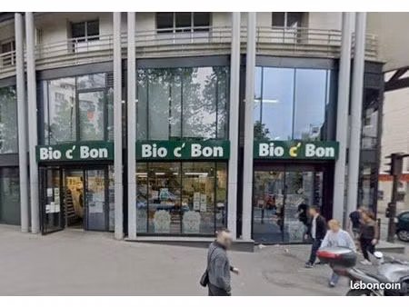 local commercial 298 m²