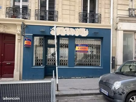 commerce 62 m²