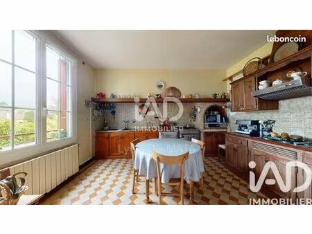 maison familiale 6 pièces 209 m²