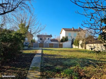 terrain constructible centre revel