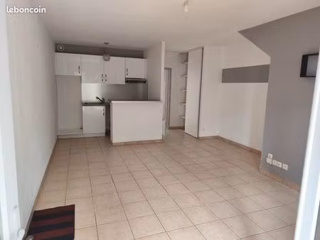 appartement t2 45 m2 lacroix-falgarde