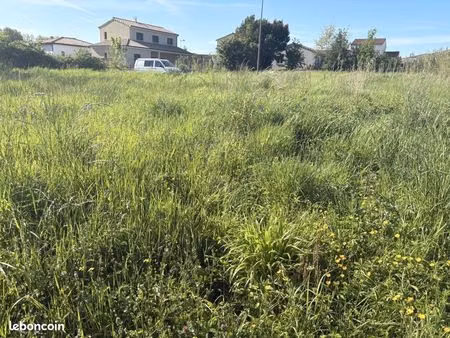 terrain 390 m² gragnague