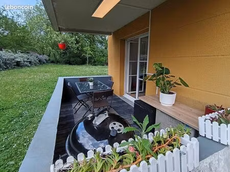 appartement t3- 53m²-piscine