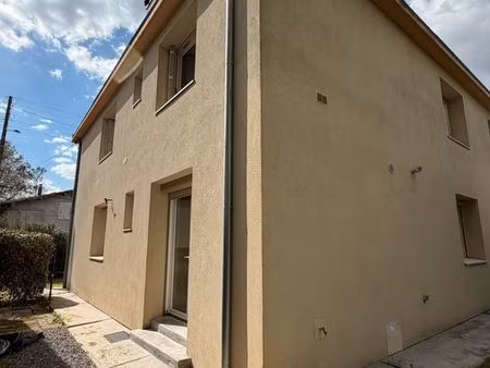 appartement t3 en rez-de-jardin au cœur de castelginest