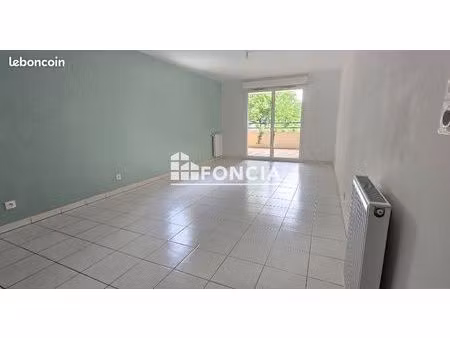 patte d'oie- appartement t3 - calme - 2 terrasses - parking