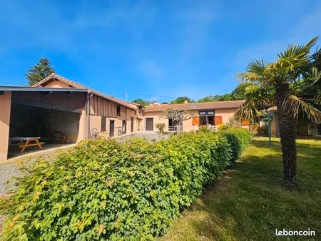 ferme 7 pièces 205 m²