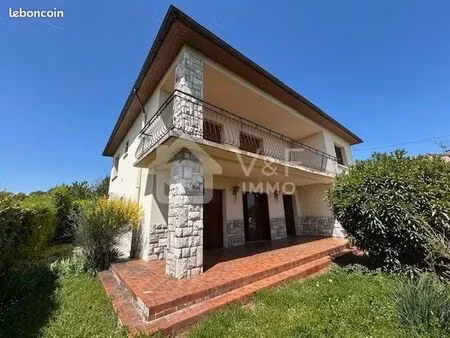 maison 5 pièces 180 m²