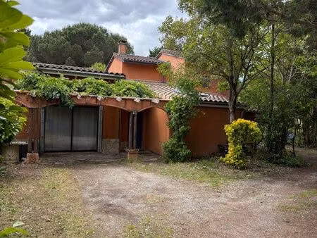 maison de 130m2 sur joli terrain arboré au calme de 700m2