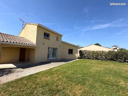 villa 5 pièces 112 m²