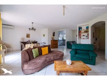 villa 4 pièces 108 m²