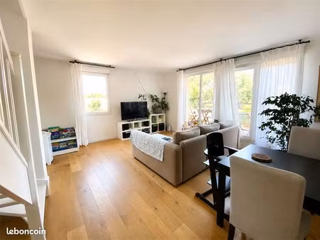 duplex 5 pièces 108 m²
