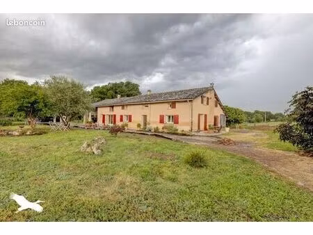 ferme 6 pièces 230 m²