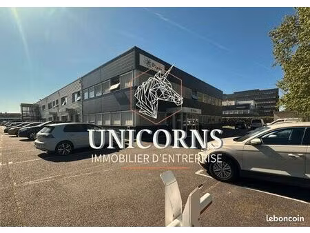 bureaux 400 m²