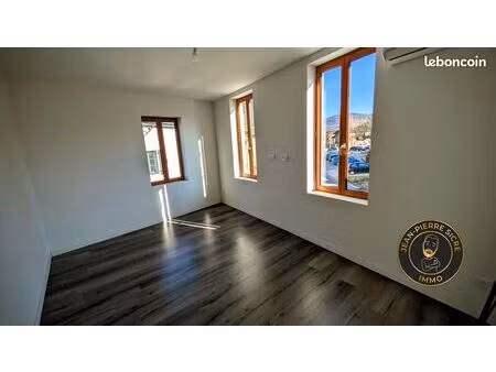 bureaux  local commercial 120 m² martres-tolosane
