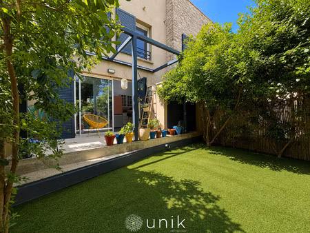 maison/appartement t4 en triplex avec jardin & terrasses s
