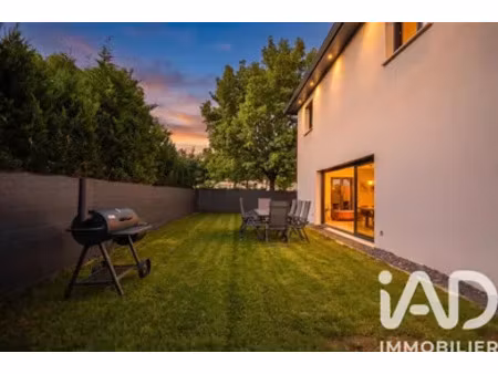 maison à versonnex (01210)