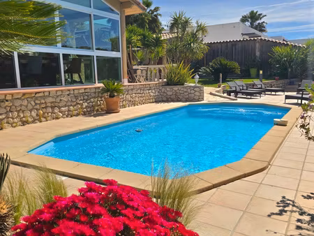 villa moderne 120m2 + t2 de 300m2 piscine garage