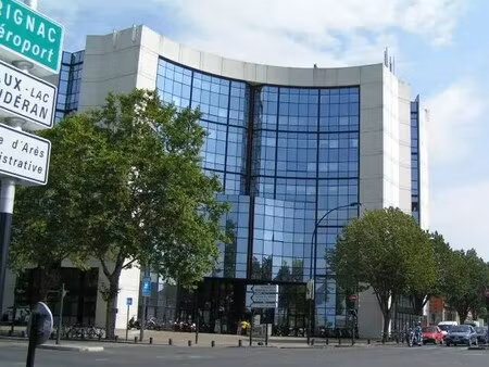 location bureaux 677 m²