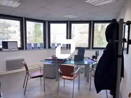 location bureaux 95 m² à 463 m²
