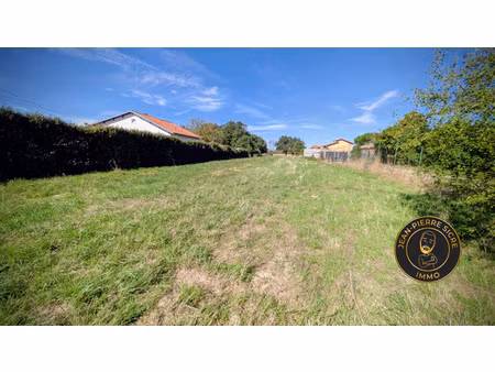 terrain à bâtir entre labarthe-sur-lèze et eaunes 2 097 m²