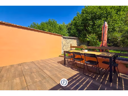 rare : appartement 3 chambres avec jardin de 200 m2
