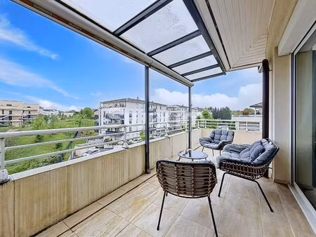 appartement duplex t7 de 164m2 avec terrasse et cave!