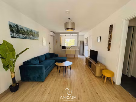 saint gilles les bains (centre ville) - appartement t3