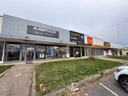 location commerce plaisance du touch 31830 143m²