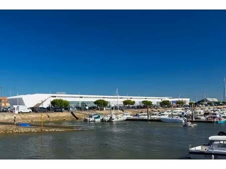 location local d’activités arcachon 33120 123m² à 2025m²