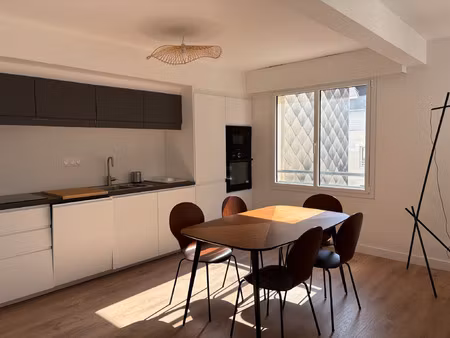 location appartement 4 pièces meublé à nantes centre ville (44000) : à louer 4 pièces meub