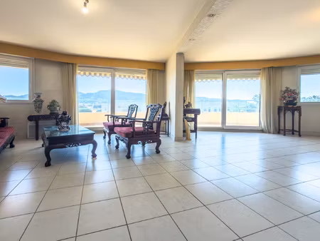 olbius riquier appartement 107 m2  terrasse et garage