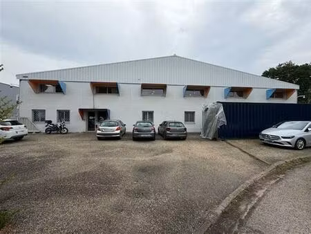 vente/location local d'activités le haillan 1 621 m²