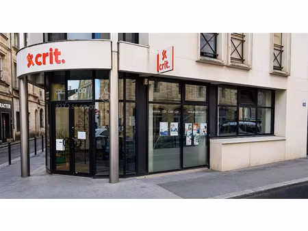 location commerce bordeaux 102 m²