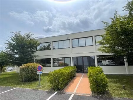 location bureau merignac 200 m²